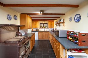 Kitchen- click for photo gallery